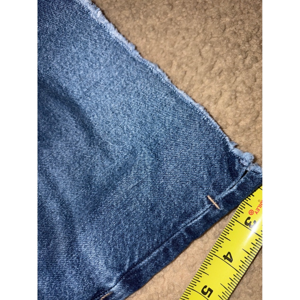 American Eagle Strigid Relaxed Shorts Dark Wash Raw Hem Denim Women 0 T03-25 - Picture 4 of 9